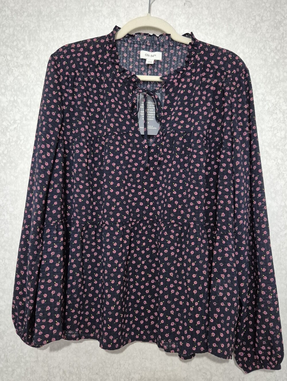 NWT ON 34th Navy Blouse with Pink Floral Tie-Neck..Size:L